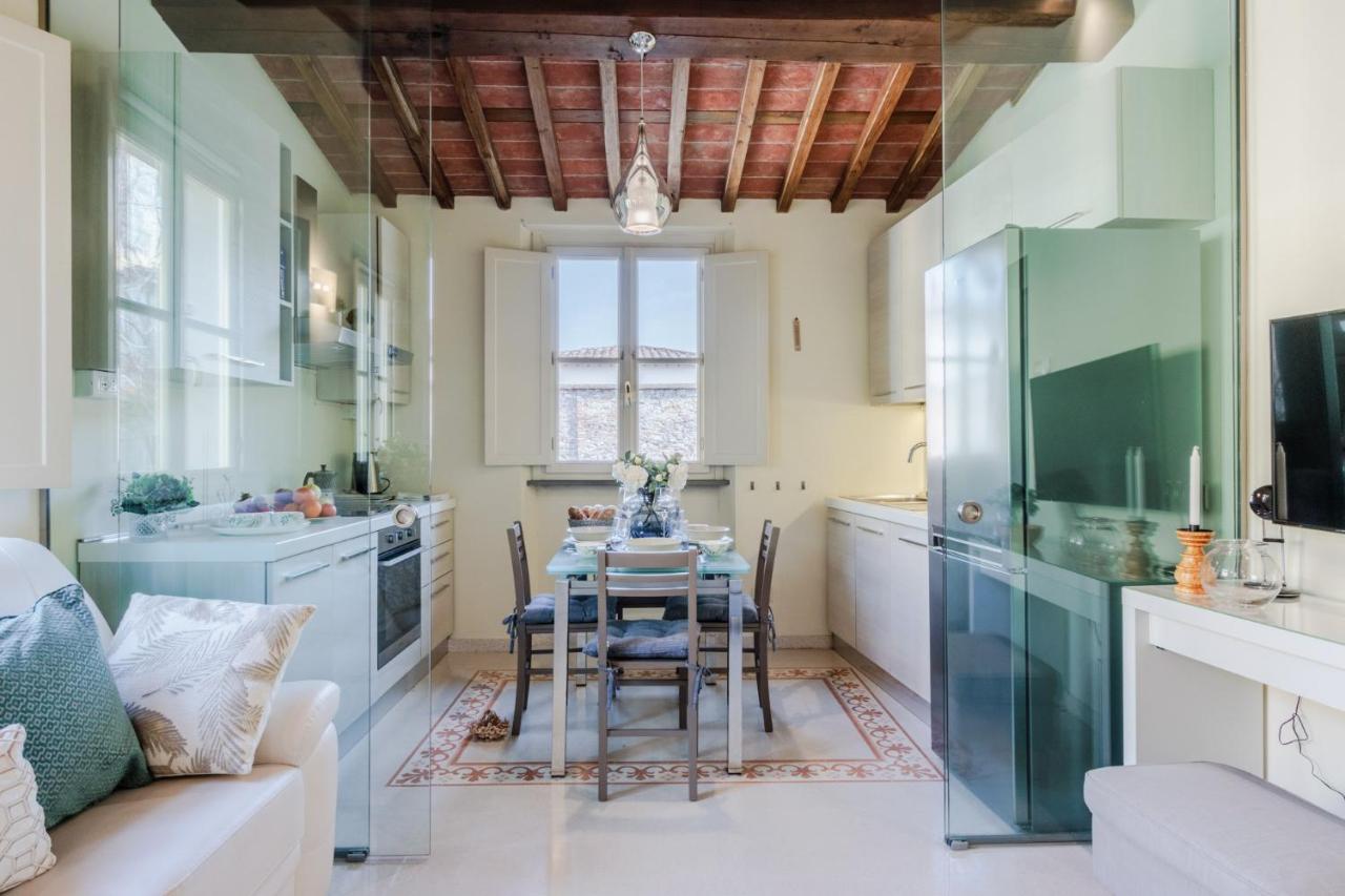 Helene Smart Flat With Elevator Inside Lucca Apartamento Exterior foto