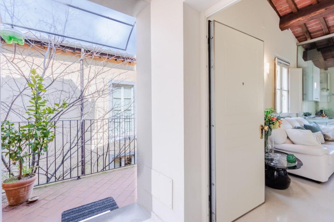 Helene Smart Flat With Elevator Inside Lucca Apartamento Exterior foto