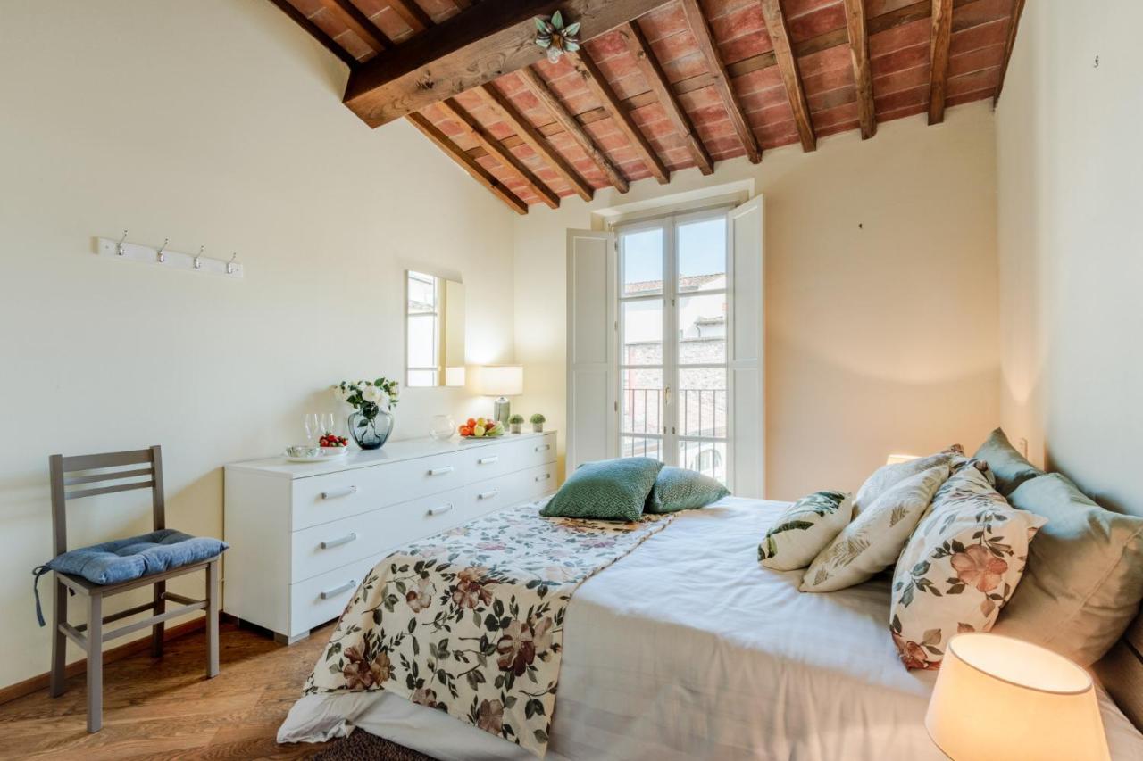 Helene Smart Flat With Elevator Inside Lucca Apartamento Exterior foto